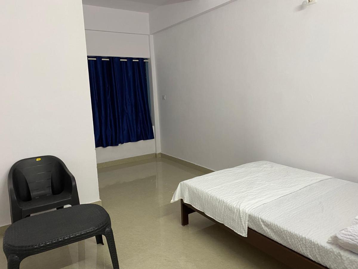 Erumely Central Homes Mundakāyam エクステリア 写真