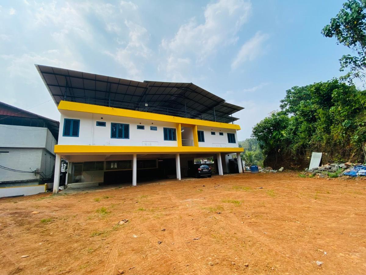Erumely Central Homes Mundakāyam エクステリア 写真